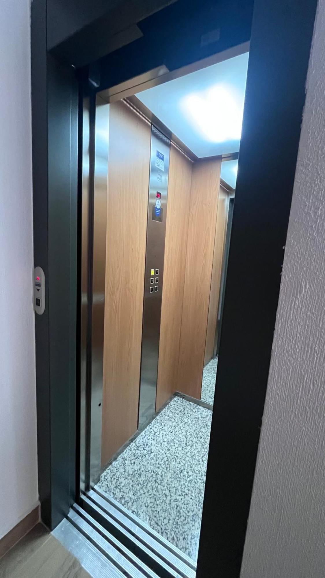 Victrix Homes レオン エクステリア 写真